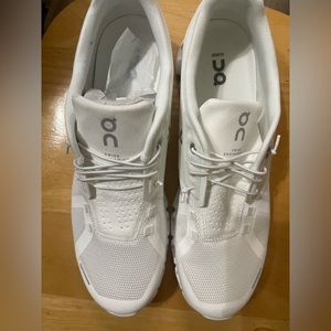 On Cloud 5 Running Training Shoes, Men's Sneakers Size 11 M, Ice White,
